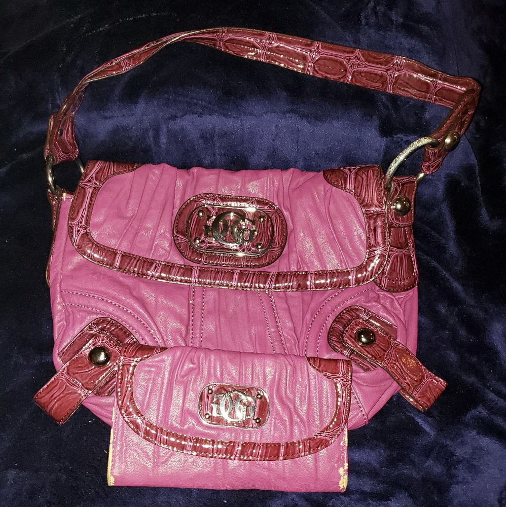 Purple guess purse and wallet set